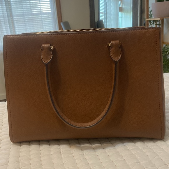 Michael Kors Medium Saffiano Leather Tote Bag - Picture 3 of 7